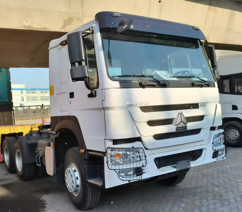 HOWO 6X4 400HP TRACTOR HEAD 1