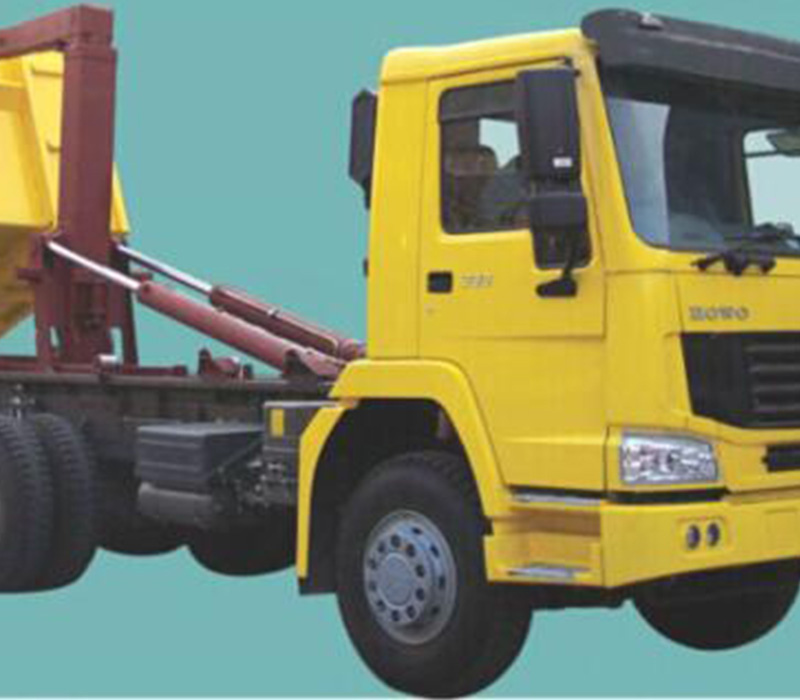 SINOTRUK HOWO 6X4 HOOK ARM GARBAGE TRUCK_