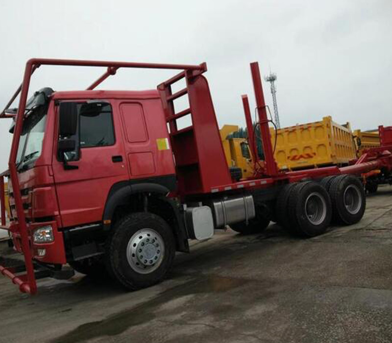 SINOTRUK HOWO 6X4 LOGGING TRANSPORTATION TRUCK_