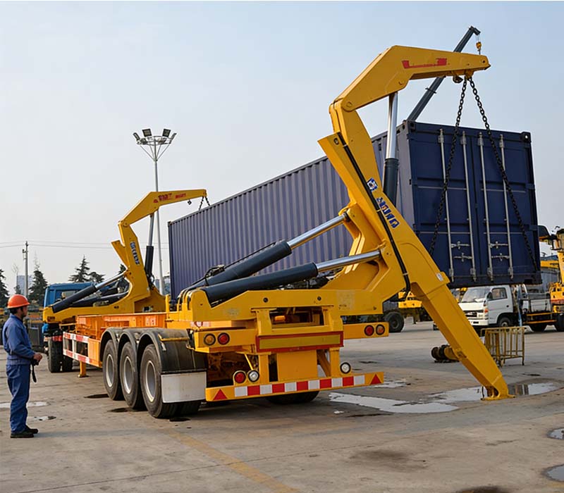 SINOTRUK SIDE LIFTING CONTAINER TRAILER WITH CRANE